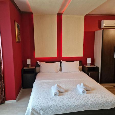 Hotel Gabi Plovdiv Bagian luar foto