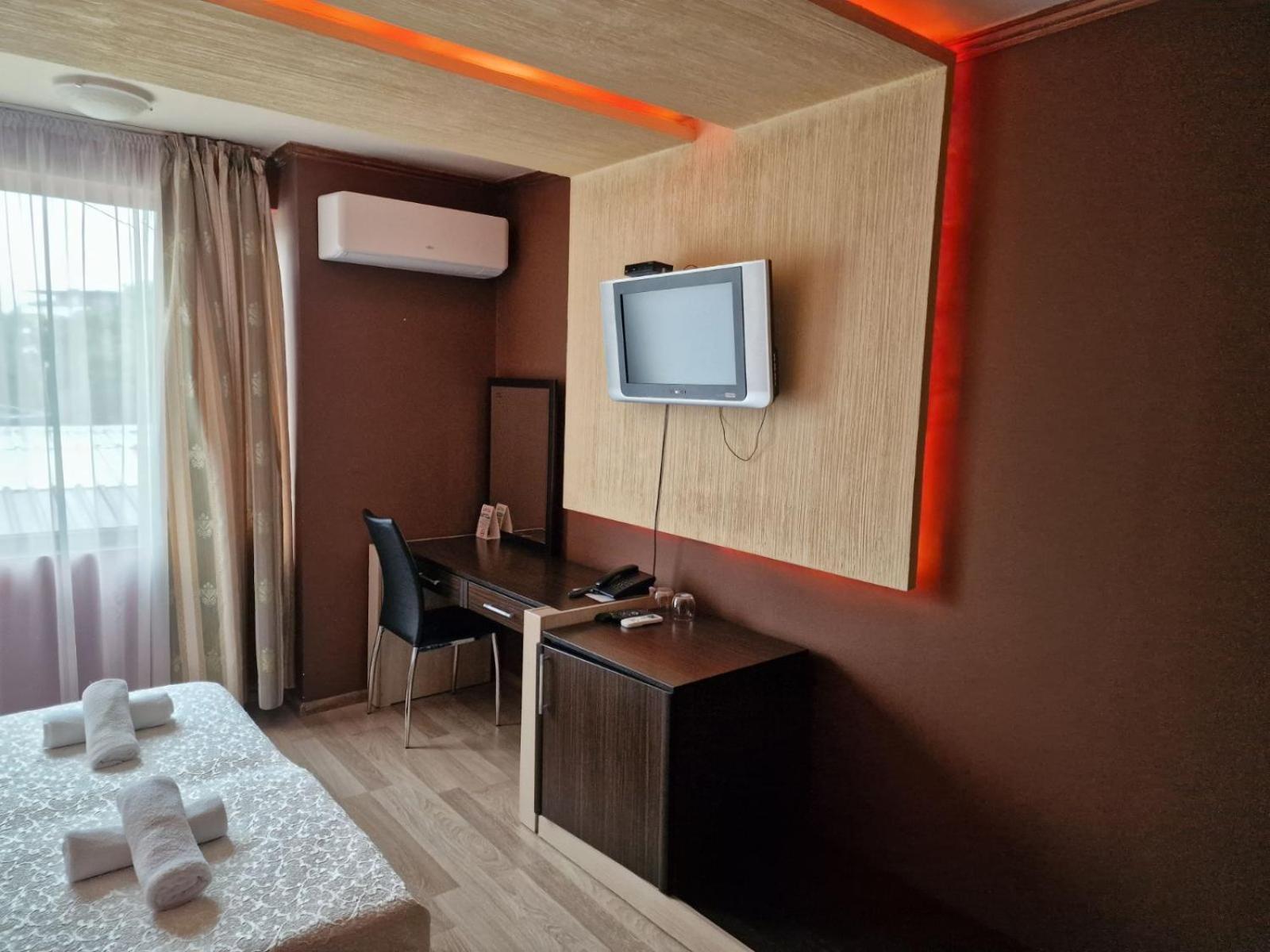 Hotel Gabi Plovdiv Bagian luar foto